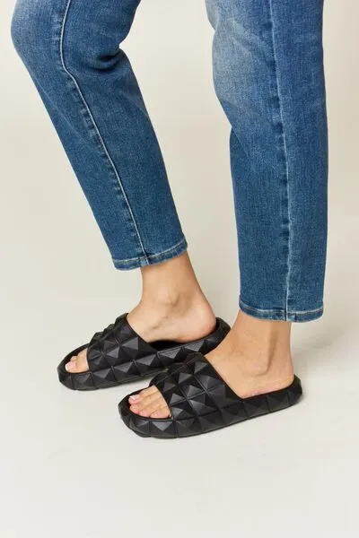 Explore More Collection - WILD DIVA Pyramid Stud Toe Band Footbed Sandals