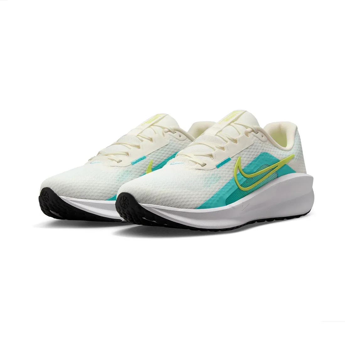 Nike Downshifter 13 Men's Road Running Shoes White Green