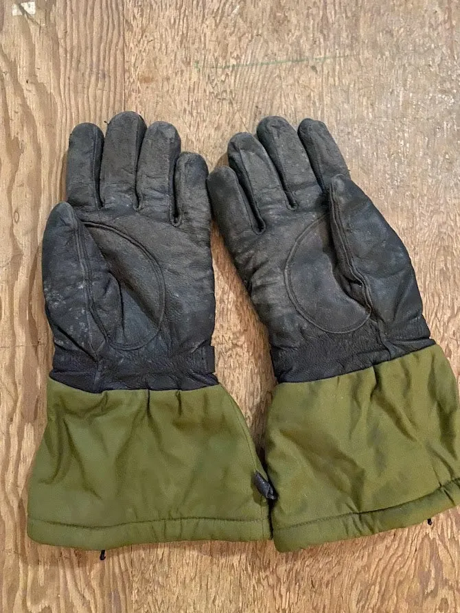 Vintage Canadian Forces Gore-Tex Insulated Arctic Leather Gloves *Gr8 Glv*