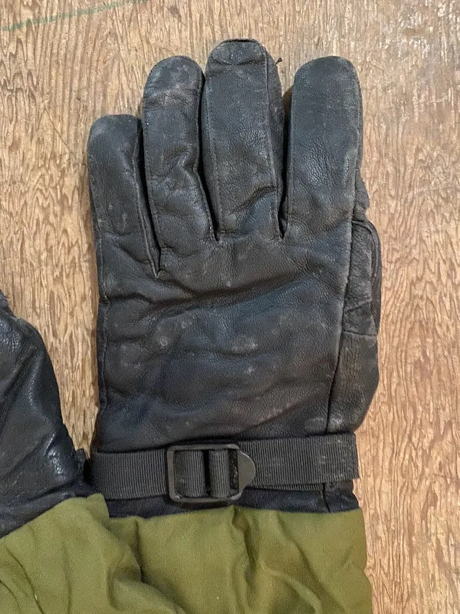 Vintage Canadian Forces Gore-Tex Insulated Arctic Leather Gloves *Gr8 Glv*